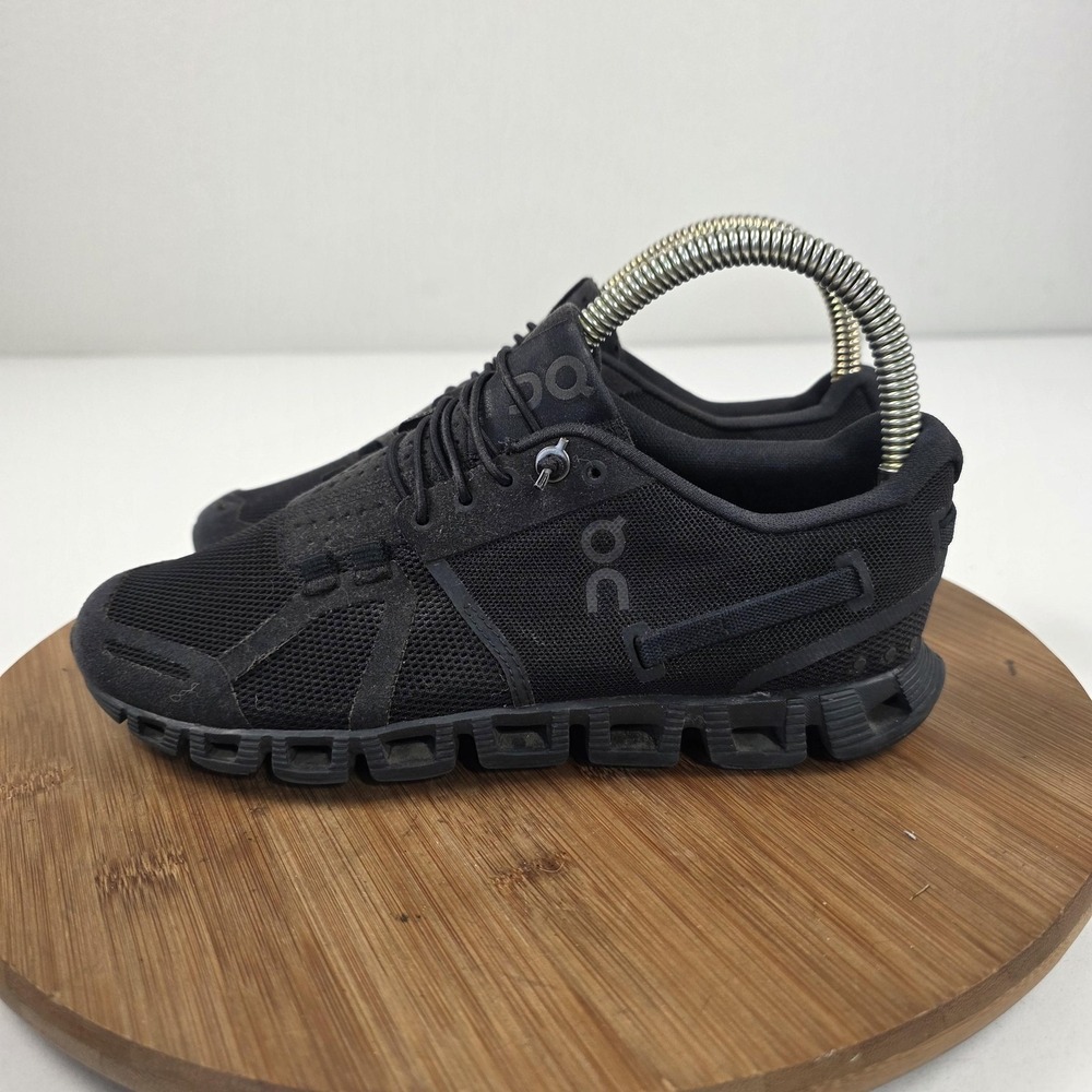 On Cloud Shoes Womens Size 6 Black Mesh CloudTec Running Sneakers Athletic